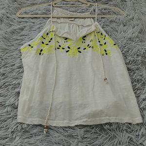 Forever 21 tank top. size M. White color